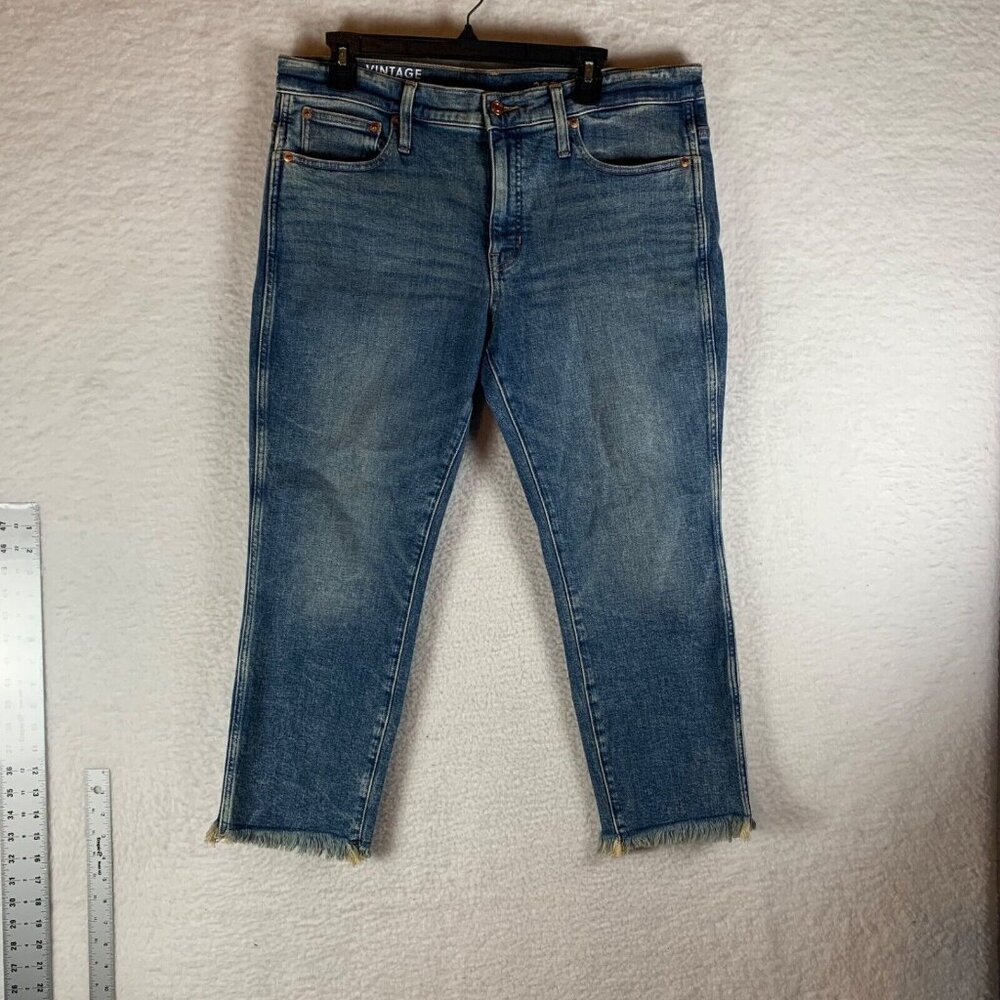 J. Crew‎ Women's Vintage Slim Straight Raw Hem Jeans Medium Wash Size 32P 9551